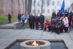 Ветераны НовГУ  чтят память погибших героев у Вечного огня славы. 5 ноября 2018 г