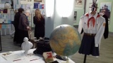 Экспонаты выставки педагогического образования в Новгородской области 