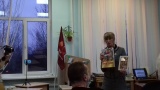 Лихачёва Маргарита Васильевна показывает изданные книги про работу отряда "Поиск"